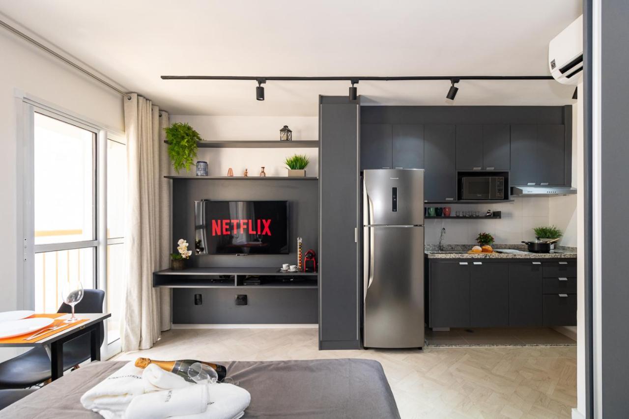 Estudio Moderno Em Pinheiros Com Ac E Rooftop Сан-Пауло Экстерьер фото